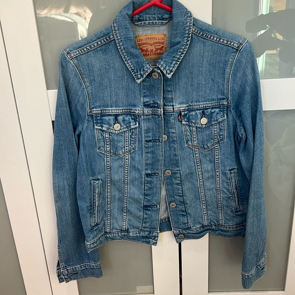Women’s Levi jean jacket, size medium